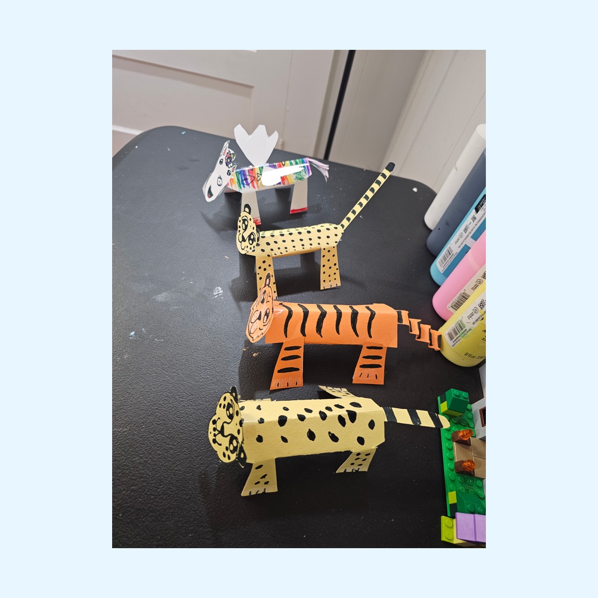 4_Thur * Creative Minds Academy: Little Makers  (10.00-11.30am) * Ages 5-8 (K Parris :$110/month)  * Starts Aug 13th